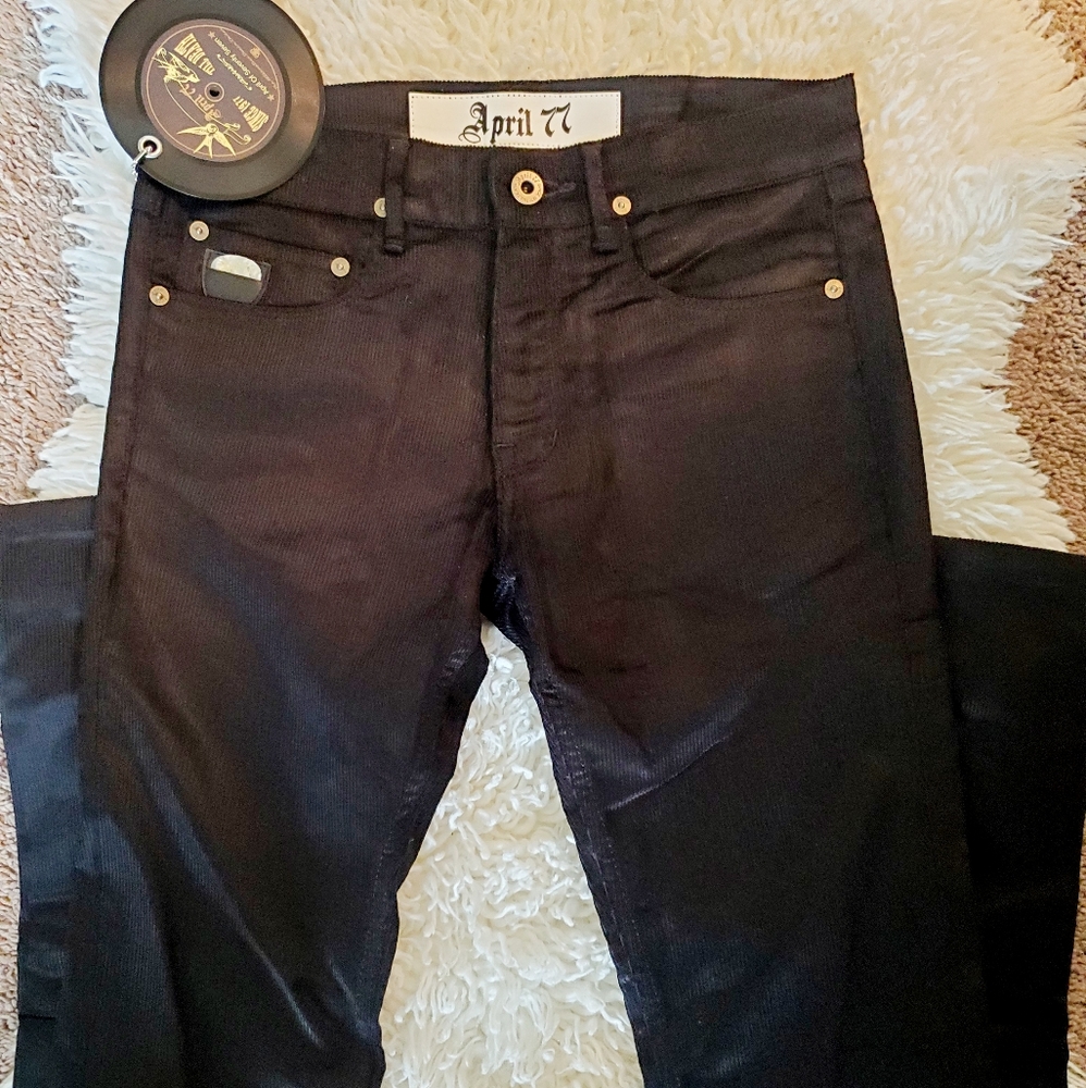 NWT April 77 Women's Joey Dischord Comfort Jeans